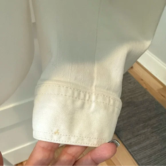 Lilly Pulitzer White Denim Jacket with Gold Buttons - Picture 8 of 8